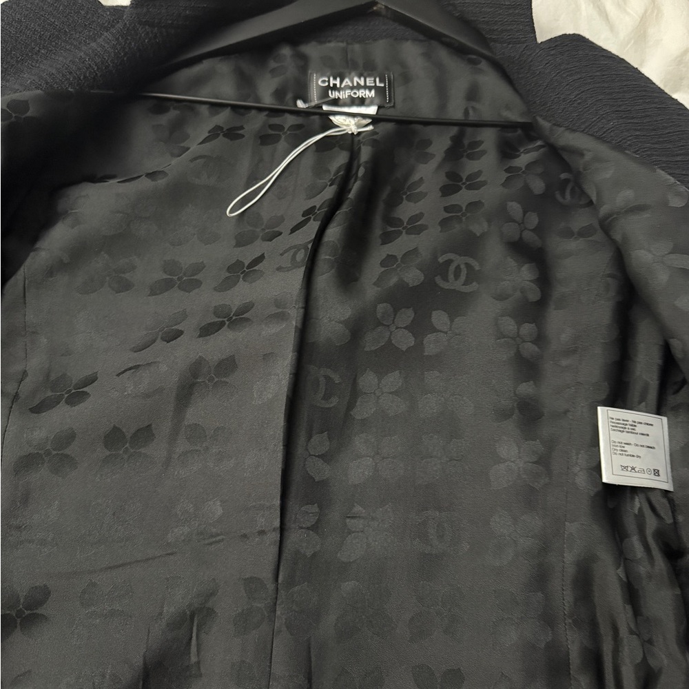Authentic Chanel Elegant Black Jacket. Elevate Yo… - image 7